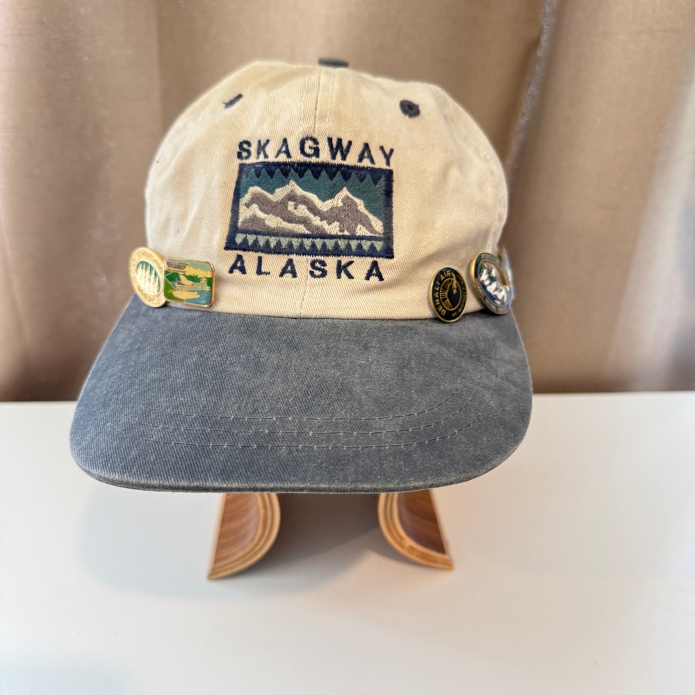 Vintage Skagway Alaska Ouray Sportswear Hat with 5 Souvenir Pins Tan Blue
